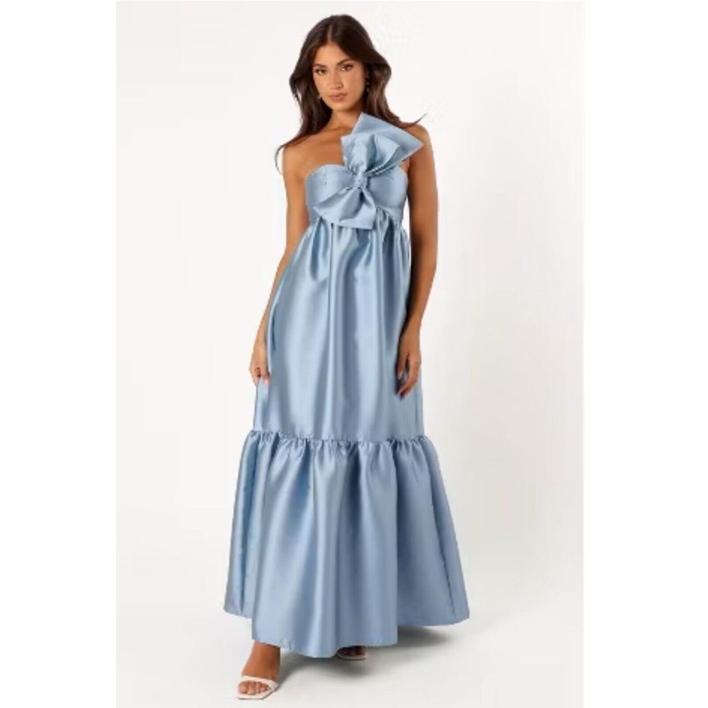 Petal and Pup Womens Betina Bow Front Maxi Dress Size Medium Blue Smocked